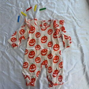 Brand new, never worn cute Halloween Jack-o-lantern baby girl jumpsuit
